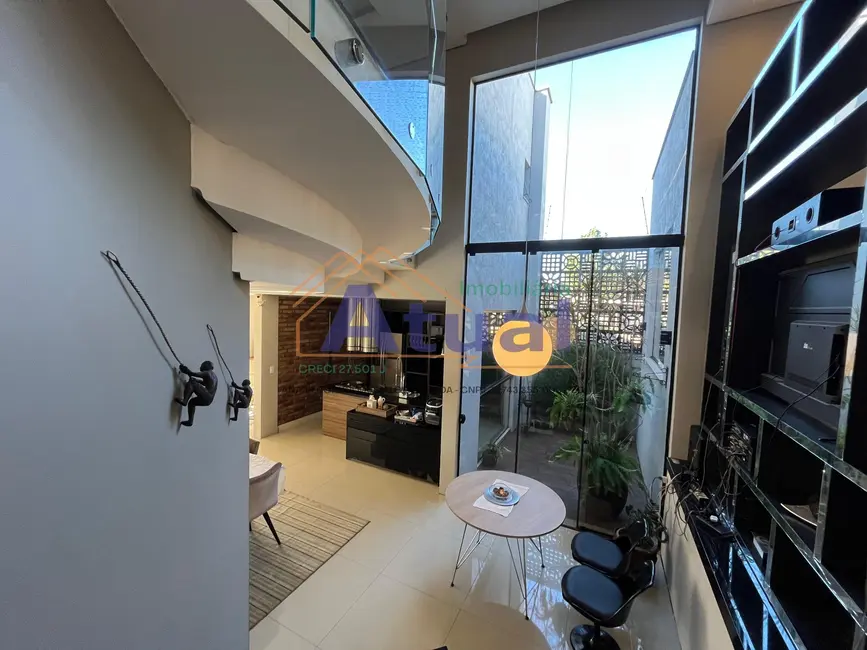 Foto 6 de Casa com 3 quartos à venda, 319m2 em Centro, Santo Angelo - RS