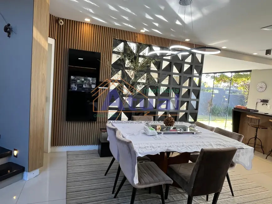 Foto 4 de Casa com 3 quartos à venda, 319m2 em Centro, Santo Angelo - RS