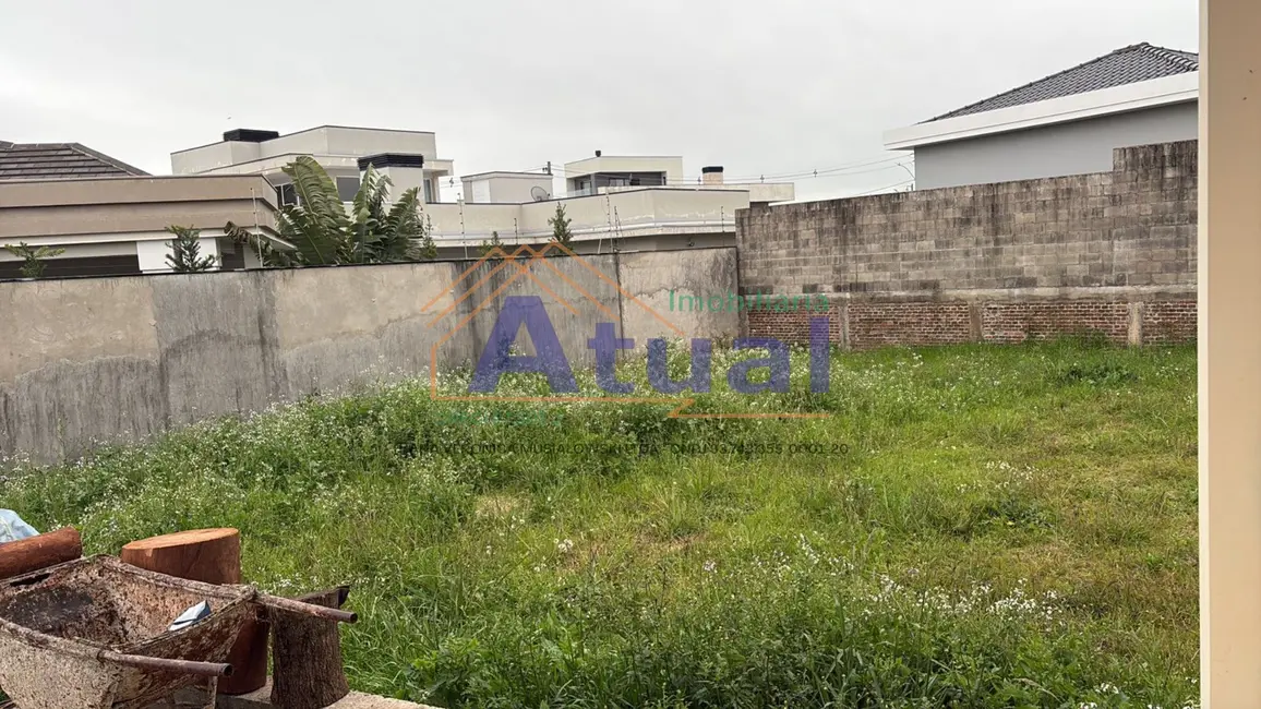 Foto 1 de Terreno / Lote à venda, 477m2 em Santo Angelo - RS