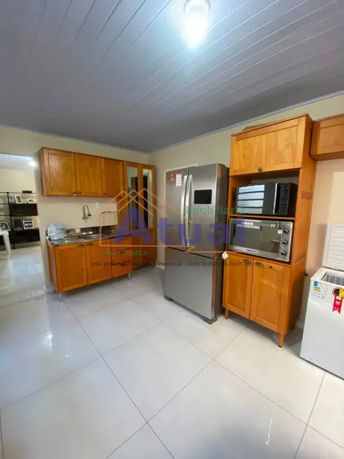 Foto 5 de Casa com 2 quartos à venda, 114m2 em Centro, Santo Angelo - RS