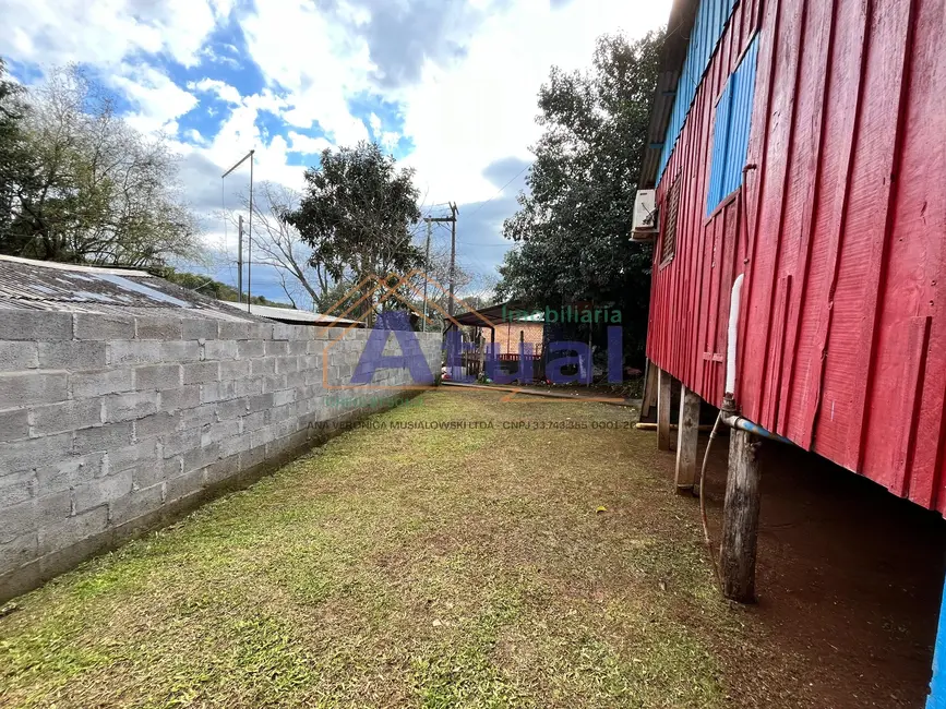Foto 3 de Casa com 2 quartos à venda, 40m2 em Santo Angelo - RS