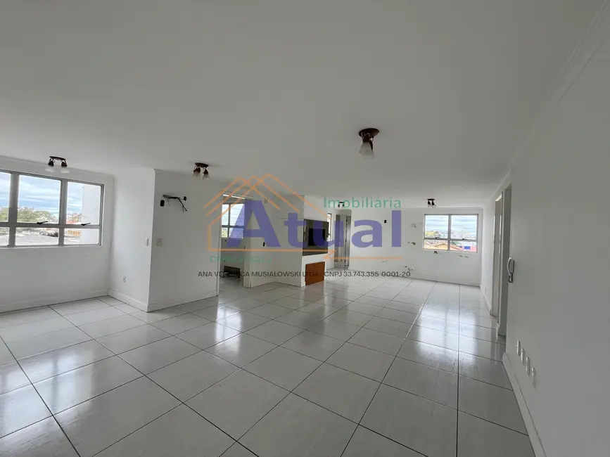 Foto 9 de Apartamento com 3 quartos à venda, 135m2 em Centro, Santo Angelo - RS