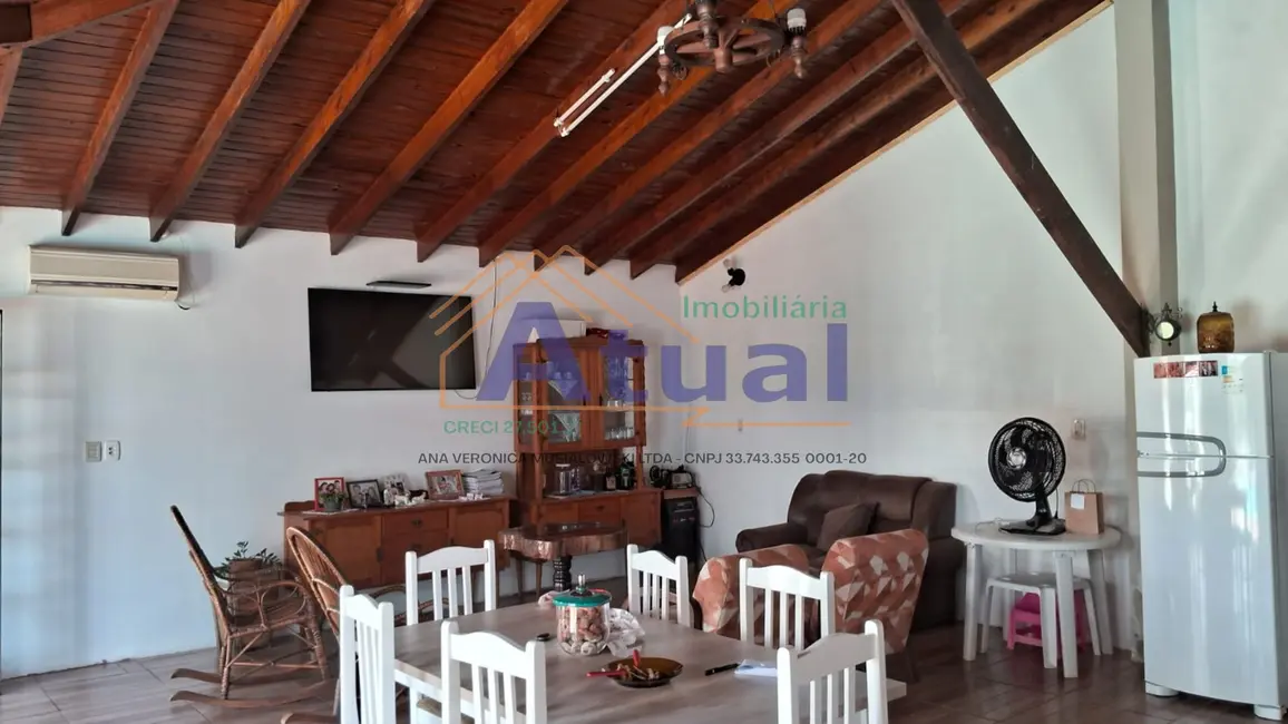 Foto 5 de Casa com 3 quartos à venda, 270m2 em São Carlos, Santo Angelo - RS