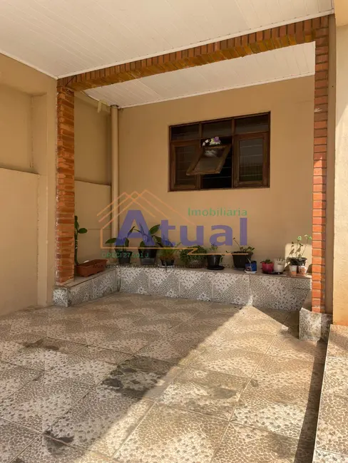 Foto 3 de Casa com 2 quartos à venda, 157m2 em COHAB, Santo Angelo - RS