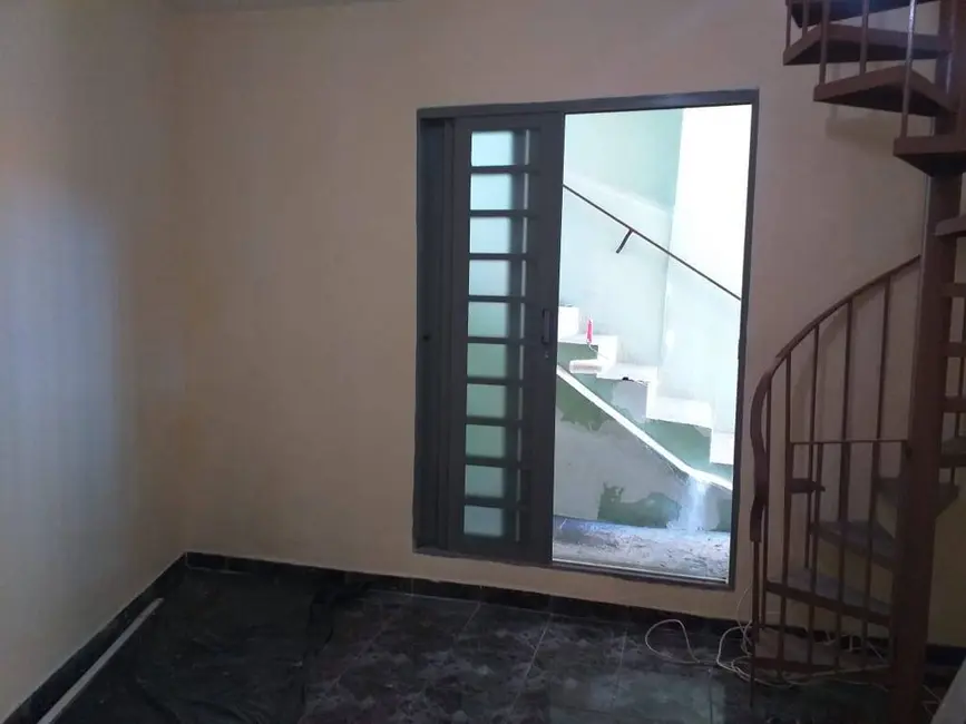 Foto 4 de Casa com 5 quartos à venda, 150m2 em Vila União (Zona Leste), São Paulo - SP