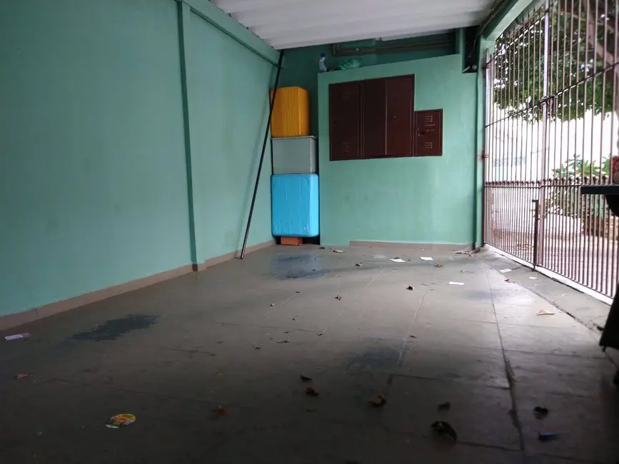 Foto 2 de Casa com 5 quartos à venda, 150m2 em Vila União (Zona Leste), São Paulo - SP