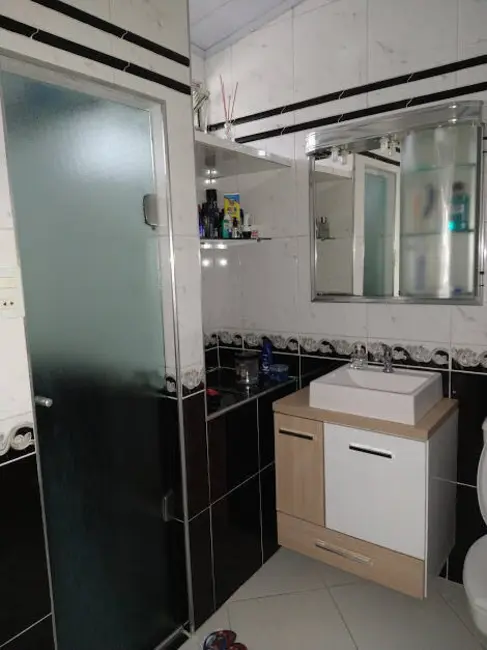 Sobrado com 3 quartos à venda, 175m2 em Vila Cleonice, São Paulo - SP - imagem 5 Foto 5 de Sobrado com 3 quartos à venda, 175m2 em Vila Cleonice, São Paulo - SP