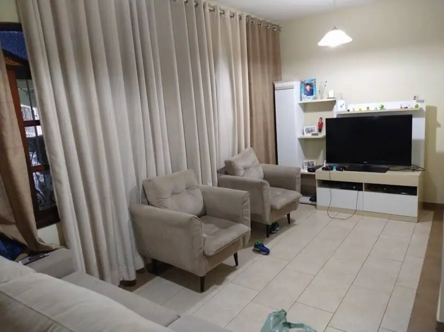 Foto 1 de Sobrado com 3 quartos à venda, 175m2 em Vila Cleonice, São Paulo - SP