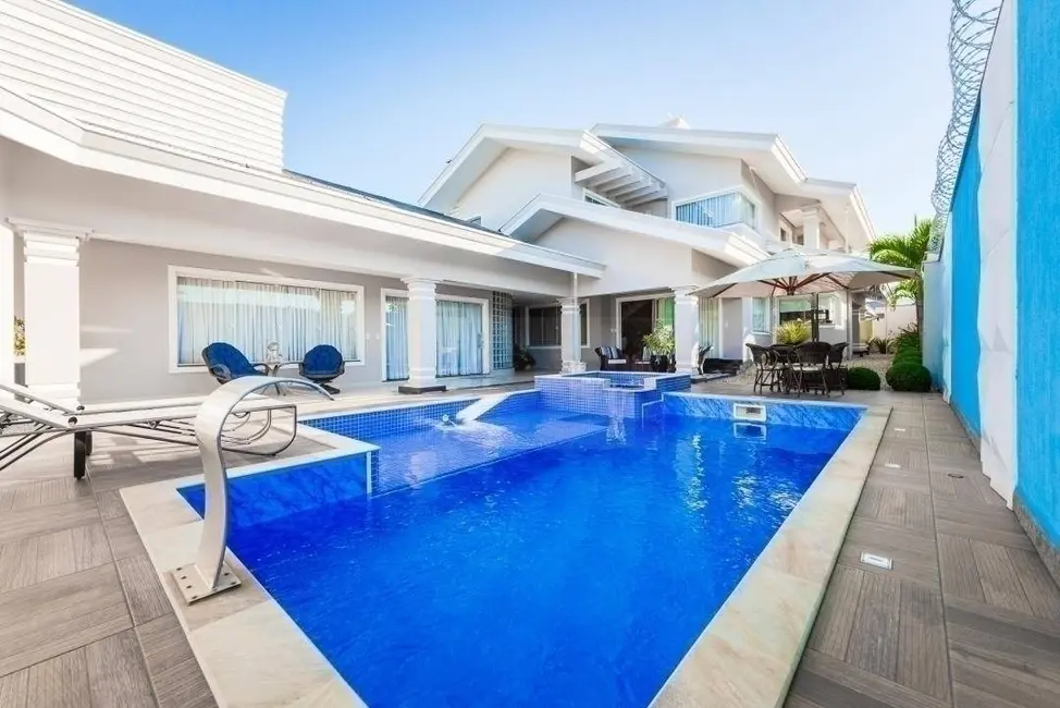 Casa de Condomínio com 5 quartos à venda, 880m2 em Itoupava Central, Blumenau - SC - imagem 5 Foto 5 de Casa de Condomínio com 5 quartos à venda, 880m2 em Itoupava Central, Blumenau - SC