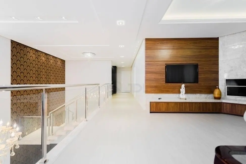 Casa de Condomínio com 5 quartos à venda, 880m2 em Itoupava Central, Blumenau - SC - imagem 4 Foto 4 de Casa de Condomínio com 5 quartos à venda, 880m2 em Itoupava Central, Blumenau - SC