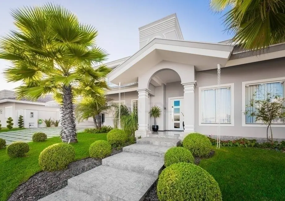 Casa de Condomínio com 5 quartos à venda, 880m2 em Itoupava Central, Blumenau - SC - imagem 6 Foto 6 de Casa de Condomínio com 5 quartos à venda, 880m2 em Itoupava Central, Blumenau - SC