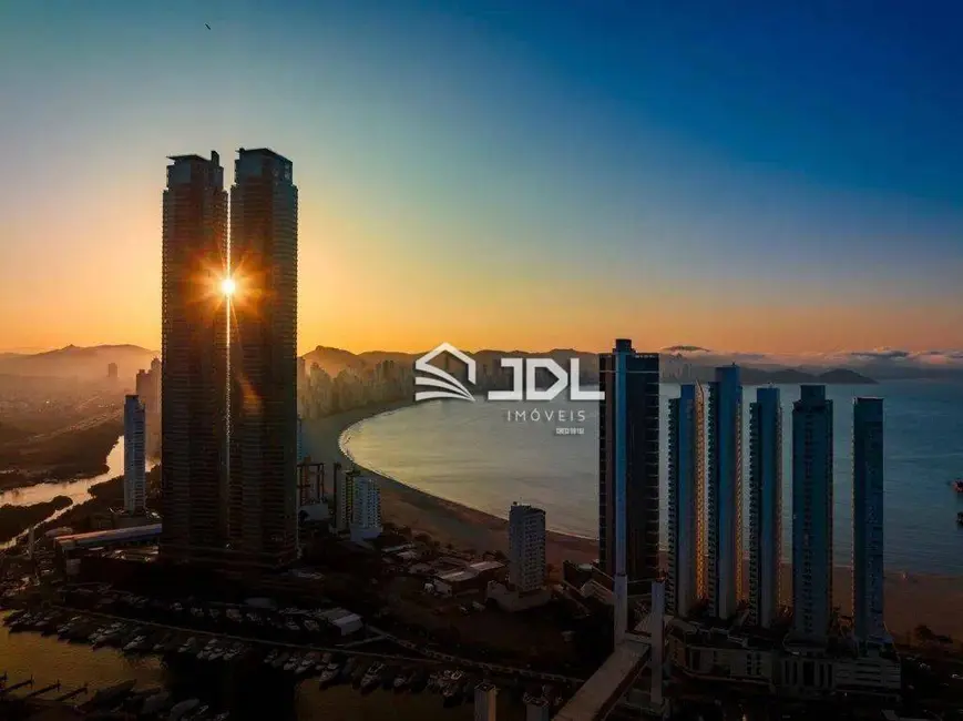 Foto 6 de Apartamento com 4 quartos à venda, 355m2 em Balneario Camboriu - SC