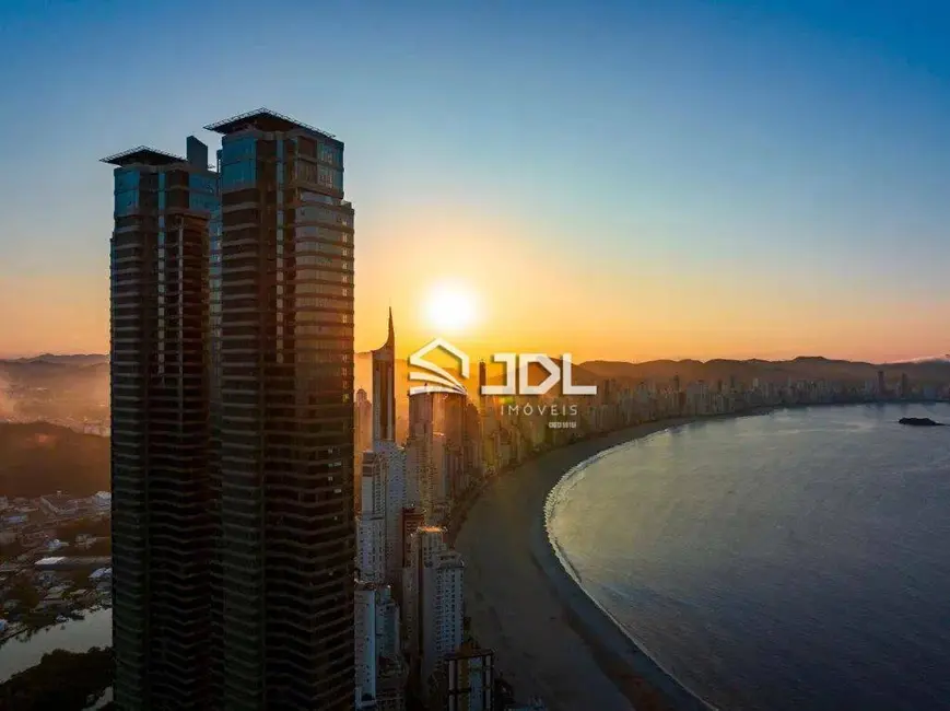 Foto 3 de Apartamento com 4 quartos à venda, 355m2 em Balneario Camboriu - SC