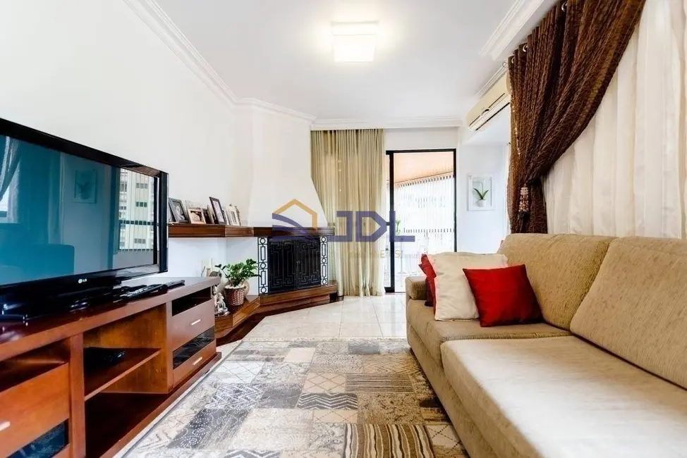 Apartamento com 3 quartos à venda, 325m2 em Ponta Aguda, Blumenau - SC - imagem 3 Foto 3 de Apartamento com 3 quartos à venda, 325m2 em Ponta Aguda, Blumenau - SC
