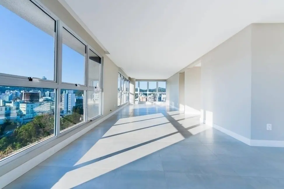 Apartamento com 3 quartos à venda, 199m2 em Bom Retiro, Blumenau - SC - imagem 8 Foto 8 de Apartamento com 3 quartos à venda, 199m2 em Bom Retiro, Blumenau - SC