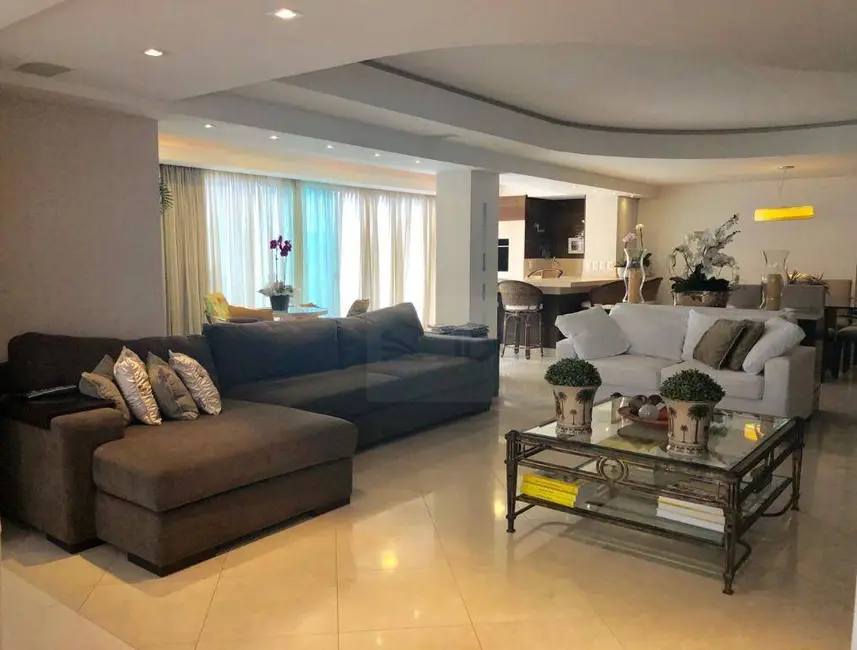 Cobertura com 4 quartos à venda, 630m2 em Ponta Aguda, Blumenau - SC - imagem 5 Foto 5 de Cobertura com 4 quartos à venda, 630m2 em Ponta Aguda, Blumenau - SC