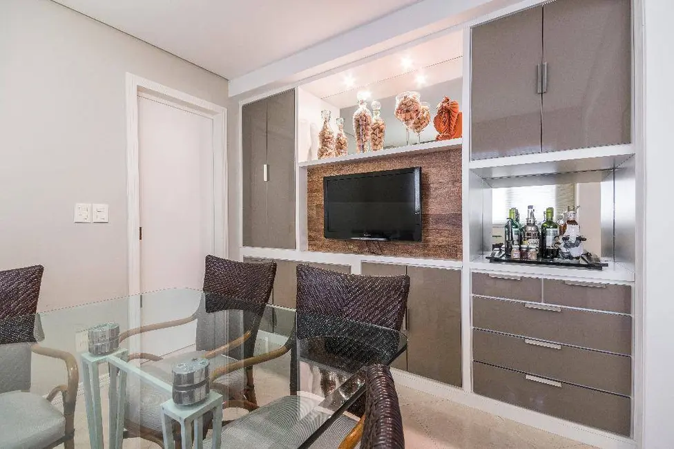 Cobertura com 4 quartos à venda, 630m2 em Ponta Aguda, Blumenau - SC - imagem 3 Foto 3 de Cobertura com 4 quartos à venda, 630m2 em Ponta Aguda, Blumenau - SC