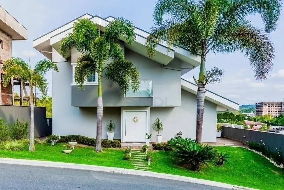 Casa de Condomínio com 4 quartos à venda, 541m2 em Itoupava Central, Blumenau - SC - imagem 7 Foto 7 de Casa de Condomínio com 4 quartos à venda, 541m2 em Itoupava Central, Blumenau - SC