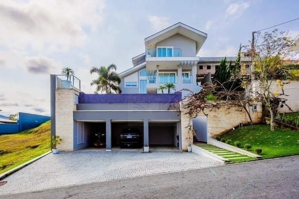 Casa de Condomínio com 4 quartos à venda, 541m2 em Itoupava Central, Blumenau - SC - imagem 3 Foto 3 de Casa de Condomínio com 4 quartos à venda, 541m2 em Itoupava Central, Blumenau - SC