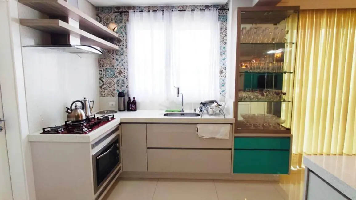 Foto 3 de Apartamento com 4 quartos à venda, 202m2 em Centro, Itapema - SC