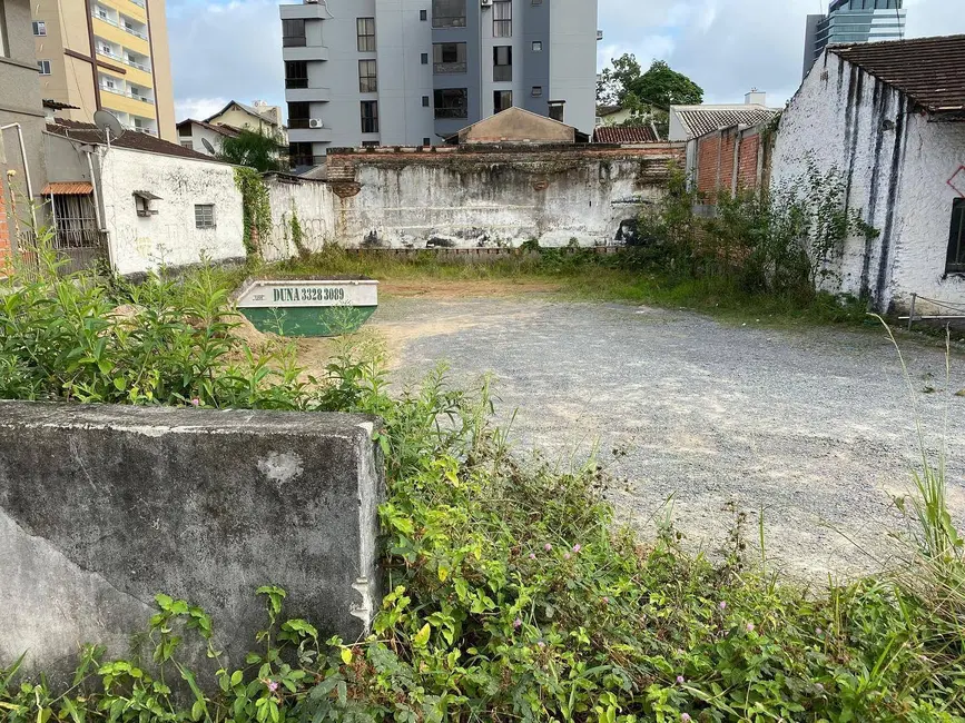 Terreno / Lote à venda, 612m2 em Velha, Blumenau - SC - imagem 3 Foto 3 de Terreno / Lote à venda, 612m2 em Velha, Blumenau - SC