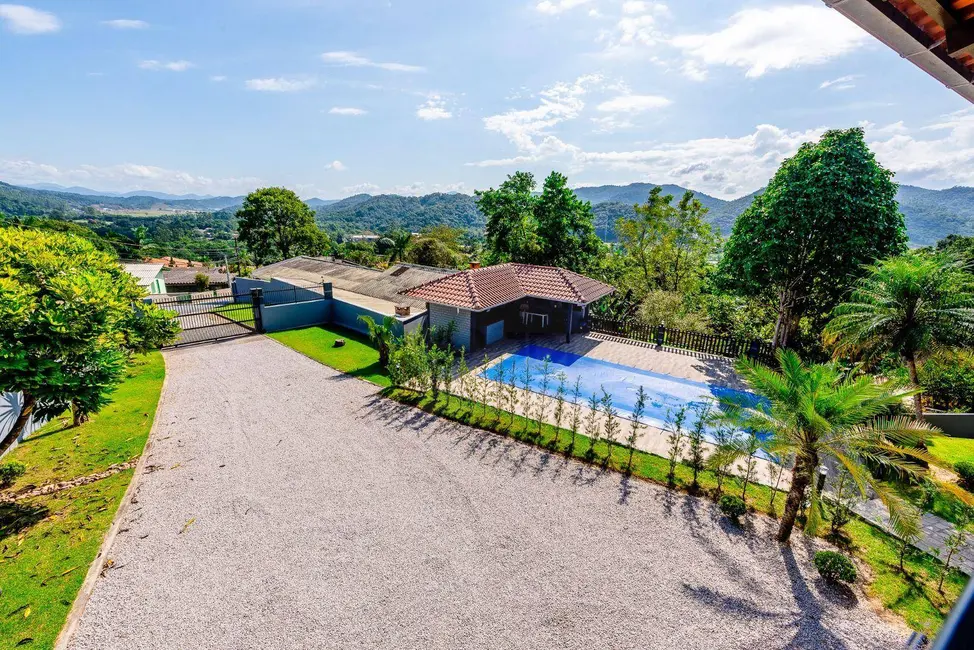 Foto 2 de Casa com 4 quartos à venda, 1310m2 em Bela Vista, Gaspar - SC