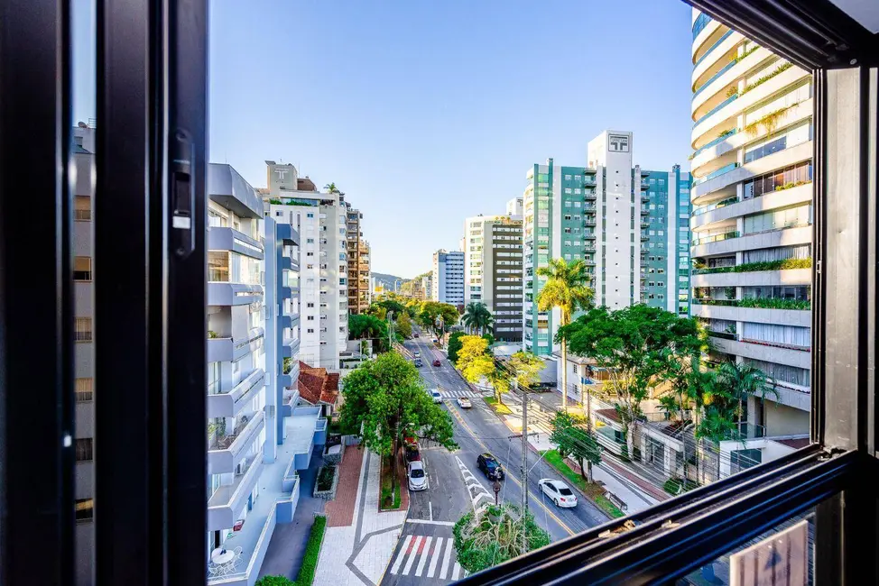 Apartamento com 3 quartos à venda, 170m2 em Jardim Blumenau, Blumenau - SC - imagem 7 Foto 7 de Apartamento com 3 quartos à venda, 170m2 em Jardim Blumenau, Blumenau - SC