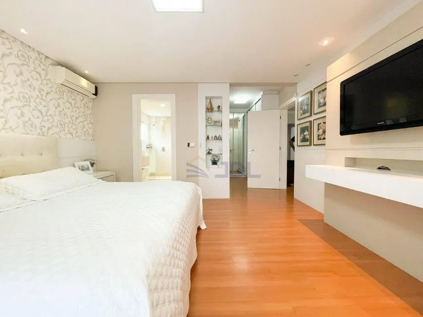 Casa com 3 quartos à venda, 380m2 em Fortaleza, Blumenau - SC - imagem 3 Foto 3 de Casa com 3 quartos à venda, 380m2 em Fortaleza, Blumenau - SC
