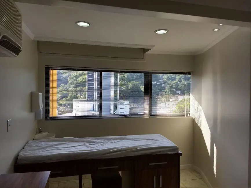 Sala Comercial à venda e para alugar, 98m2 em Garcia, Blumenau - SC - imagem 6 Foto 6 de Sala Comercial à venda e para alugar, 98m2 em Garcia, Blumenau - SC