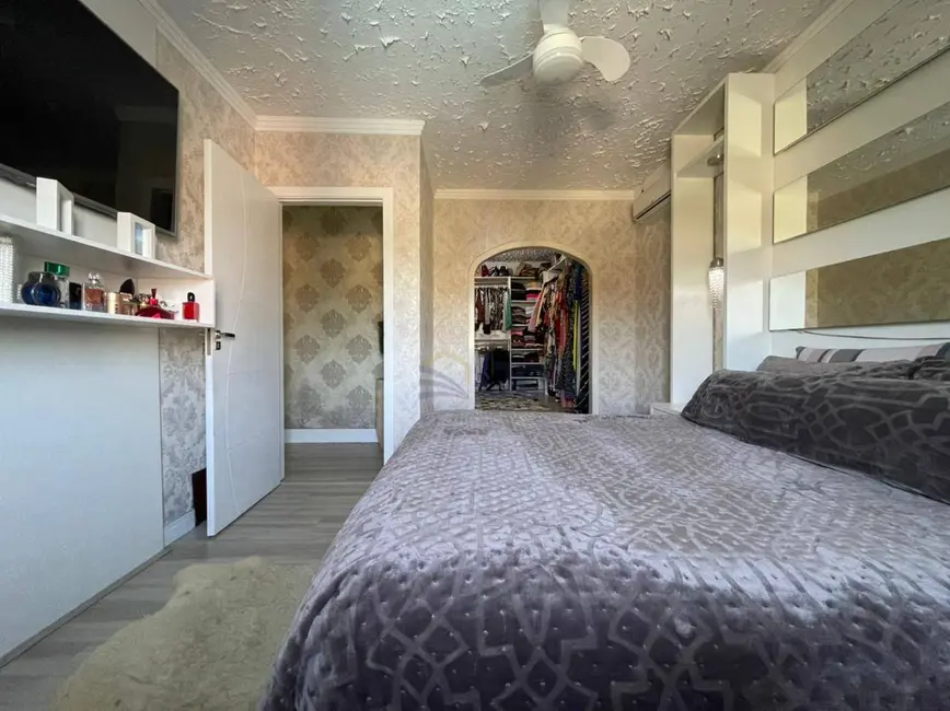 Casa com 3 quartos à venda, 524m2 em Itoupavazinha, Blumenau - SC - imagem 8 Foto 8 de Casa com 3 quartos à venda, 524m2 em Itoupavazinha, Blumenau - SC