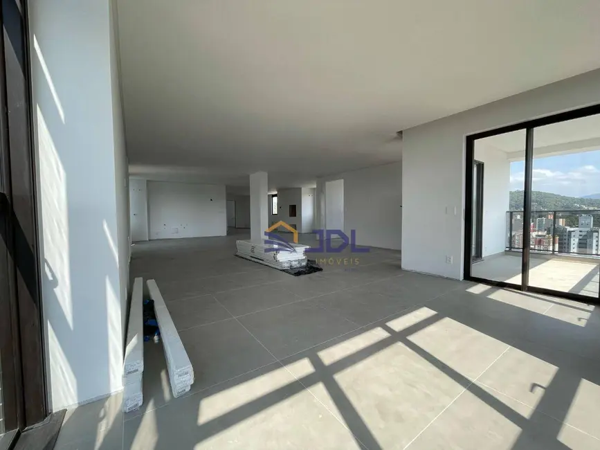 Apartamento com 4 quartos à venda, 360m2 em Jardim Blumenau, Blumenau - SC - imagem 5 Foto 5 de Apartamento com 4 quartos à venda, 360m2 em Jardim Blumenau, Blumenau - SC