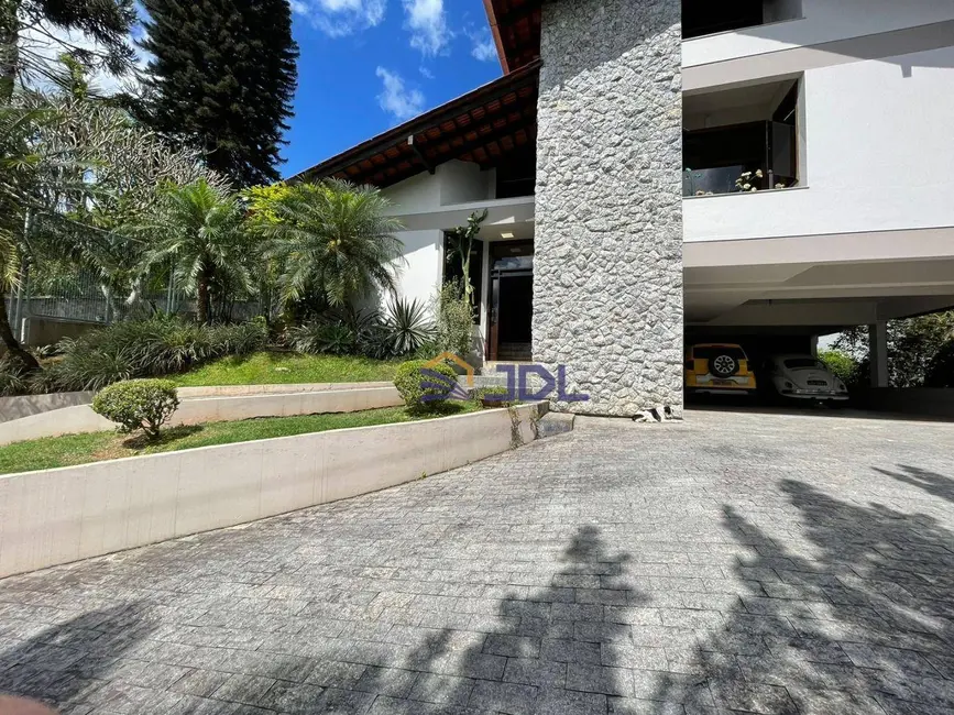 Casa com 3 quartos à venda, 1200m2 em Blumenau - SC - imagem 3 Foto 3 de Casa com 3 quartos à venda, 1200m2 em Blumenau - SC