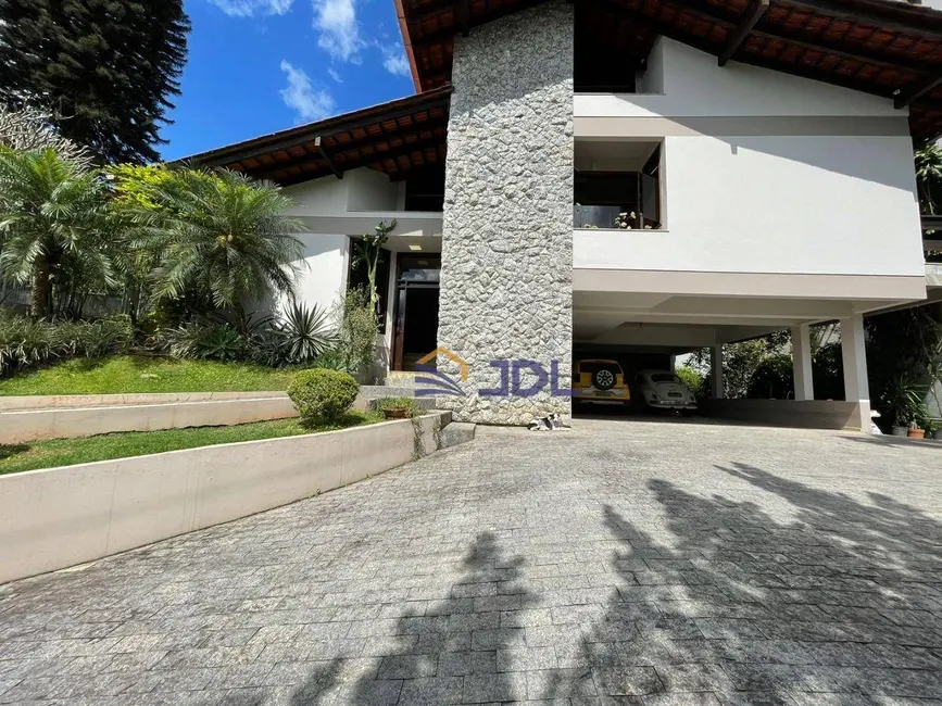 Casa com 3 quartos à venda, 1200m2 em Blumenau - SC - imagem 2 Foto 2 de Casa com 3 quartos à venda, 1200m2 em Blumenau - SC