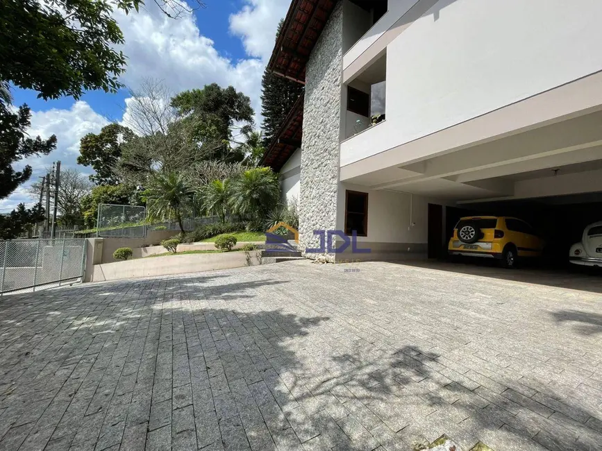 Casa com 3 quartos à venda, 1200m2 em Blumenau - SC - imagem 1 Foto 1 de Casa com 3 quartos à venda, 1200m2 em Blumenau - SC