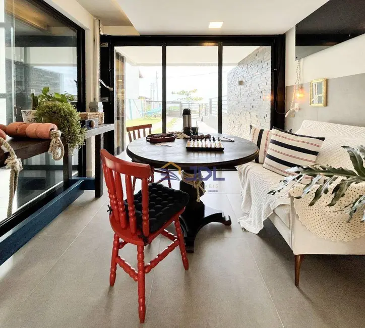 Foto 6 de Casa com 3 quartos à venda, 349m2 em Penha - SC