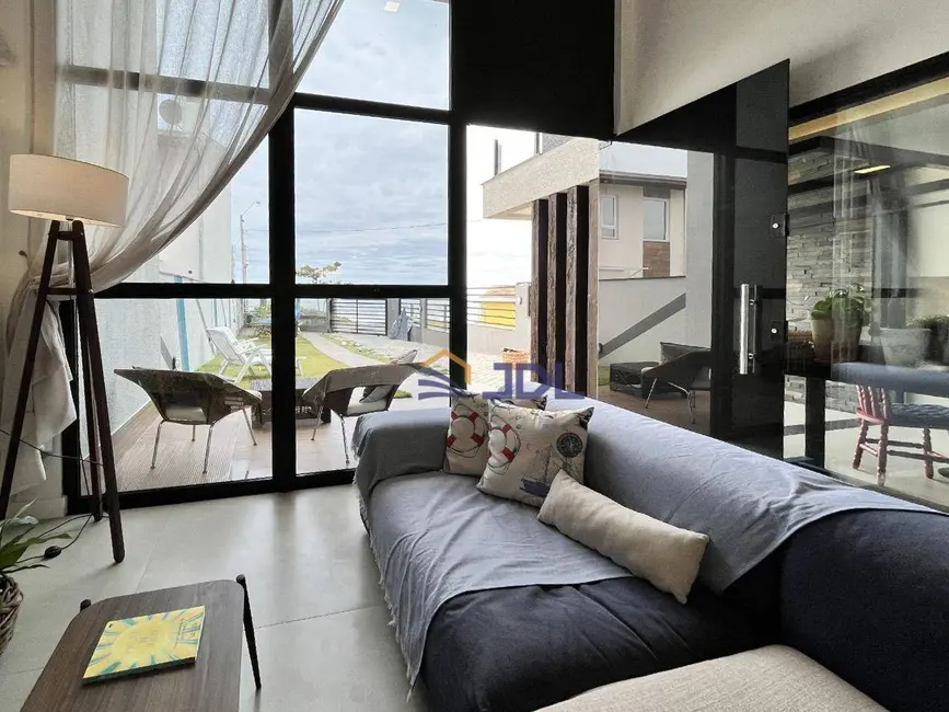 Foto 3 de Casa com 3 quartos à venda, 349m2 em Penha - SC