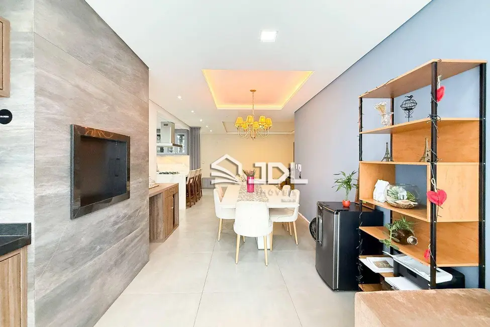Apartamento com 3 quartos à venda, 148m2 em Itoupava Central, Blumenau - SC - imagem 4 Foto 4 de Apartamento com 3 quartos à venda, 148m2 em Itoupava Central, Blumenau - SC