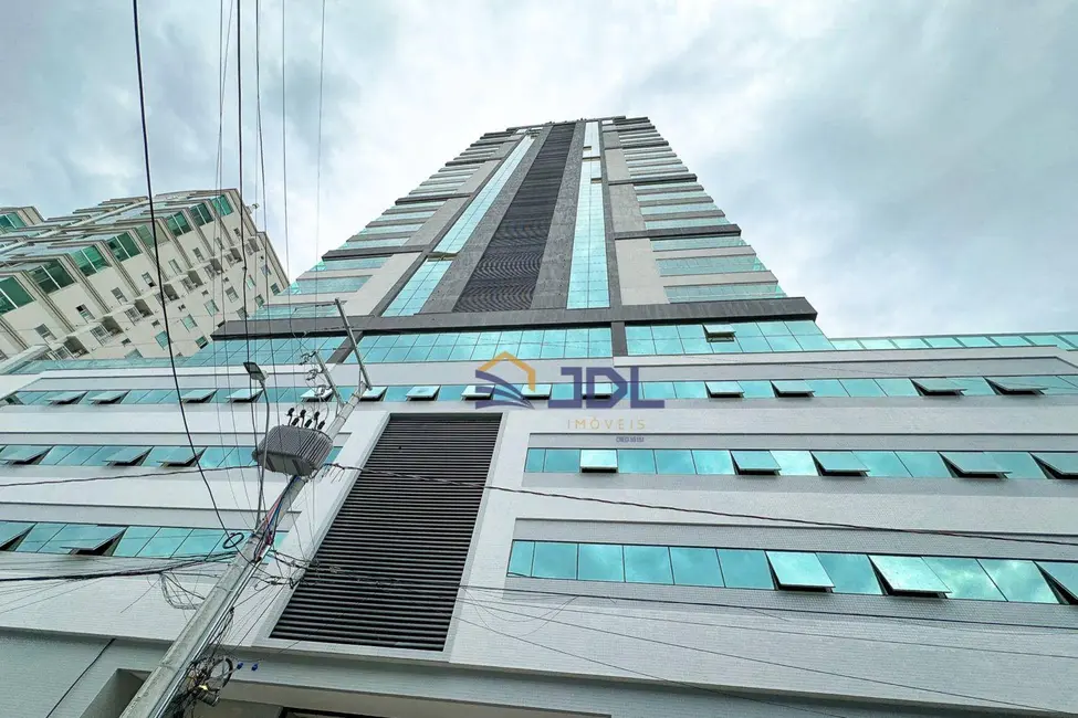 Foto 1 de Apartamento com 3 quartos à venda, 190m2 em Itapema - SC