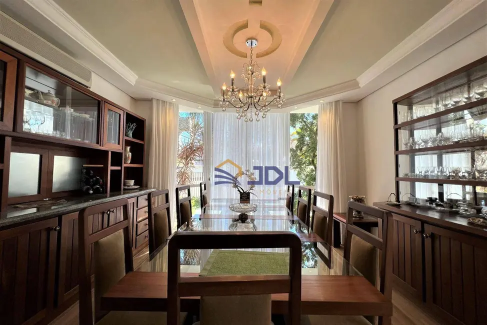 Casa com 4 quartos à venda, 733m2 em Centro, Blumenau - SC - imagem 7 Foto 7 de Casa com 4 quartos à venda, 733m2 em Centro, Blumenau - SC