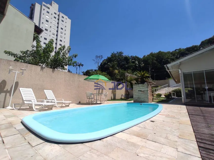 Sobrado com 4 quartos à venda, 2000m2 em Itoupava Seca, Blumenau - SC - imagem 8 Foto 8 de Sobrado com 4 quartos à venda, 2000m2 em Itoupava Seca, Blumenau - SC