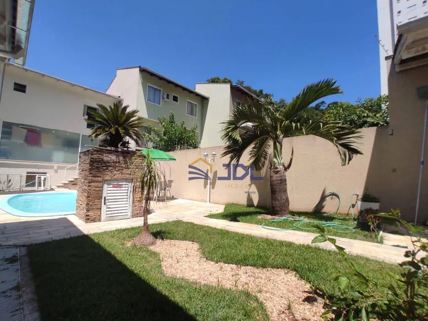 Sobrado com 4 quartos à venda, 2000m2 em Itoupava Seca, Blumenau - SC - imagem 3 Foto 3 de Sobrado com 4 quartos à venda, 2000m2 em Itoupava Seca, Blumenau - SC