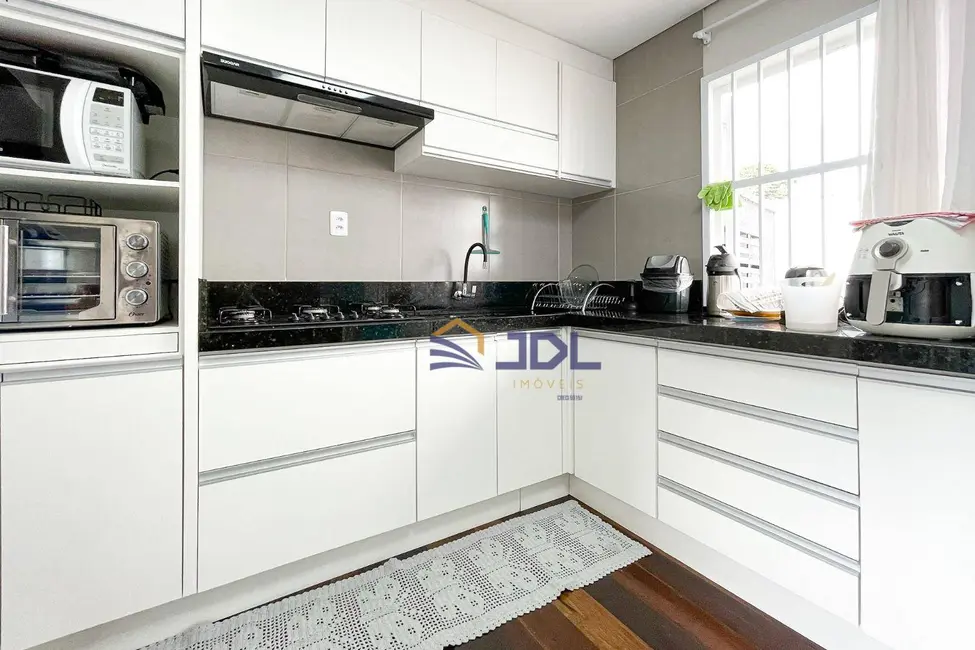 Casa com 4 quartos à venda, 592m2 em Velha, Blumenau - SC - imagem 8 Foto 8 de Casa com 4 quartos à venda, 592m2 em Velha, Blumenau - SC