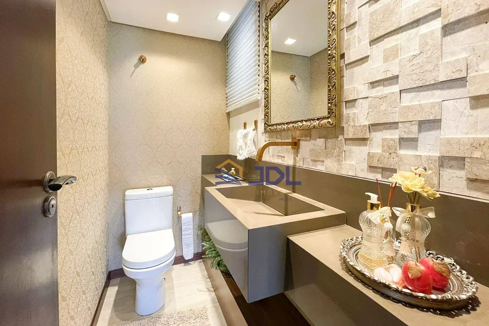 Casa com 3 quartos à venda, 1079m2 em Vila Nova, Blumenau - SC - imagem 3 Foto 3 de Casa com 3 quartos à venda, 1079m2 em Vila Nova, Blumenau - SC