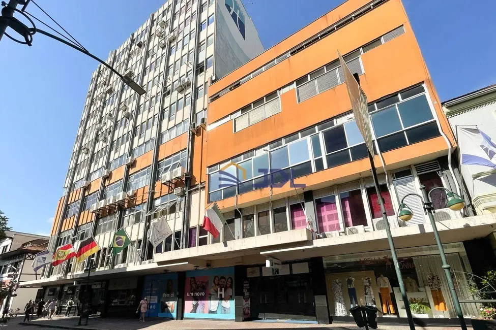 Sala Comercial à venda, 49m2 em Blumenau - SC - imagem 1 Foto 1 de Sala Comercial à venda, 49m2 em Blumenau - SC