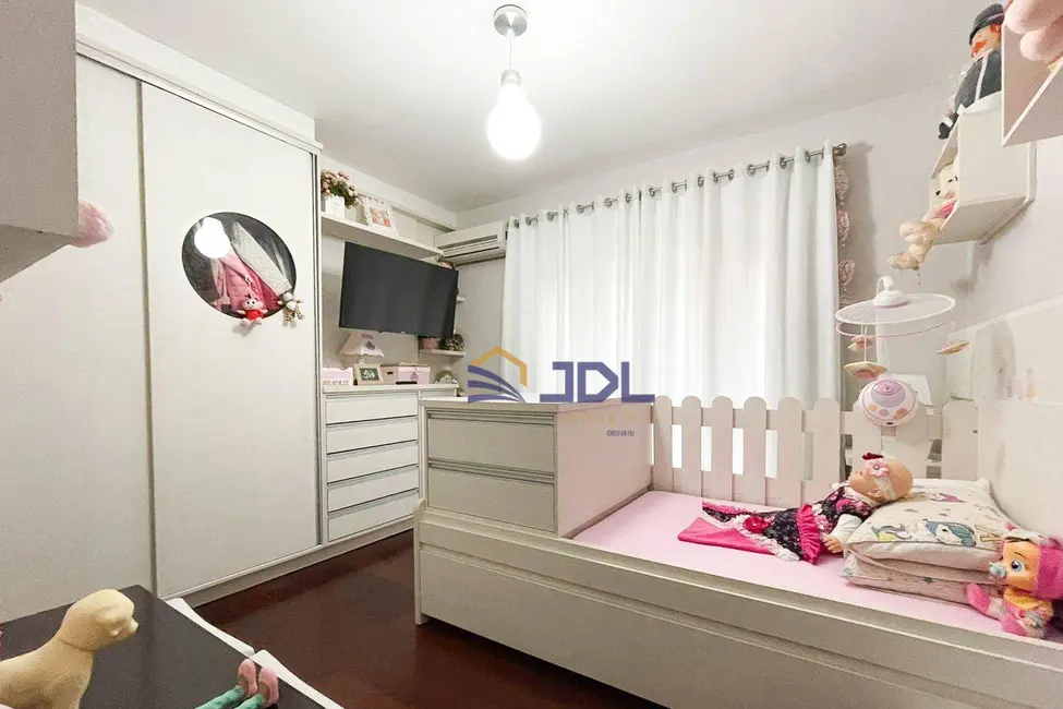 Casa com 3 quartos à venda, 1700m2 em Velha, Blumenau - SC - imagem 4 Foto 4 de Casa com 3 quartos à venda, 1700m2 em Velha, Blumenau - SC