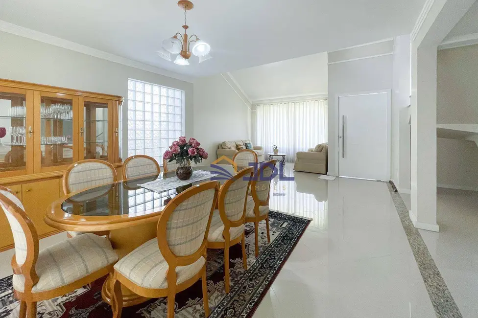 Casa com 3 quartos à venda, 592m2 em Escola Agrícola, Blumenau - SC - imagem 6 Foto 6 de Casa com 3 quartos à venda, 592m2 em Escola Agrícola, Blumenau - SC