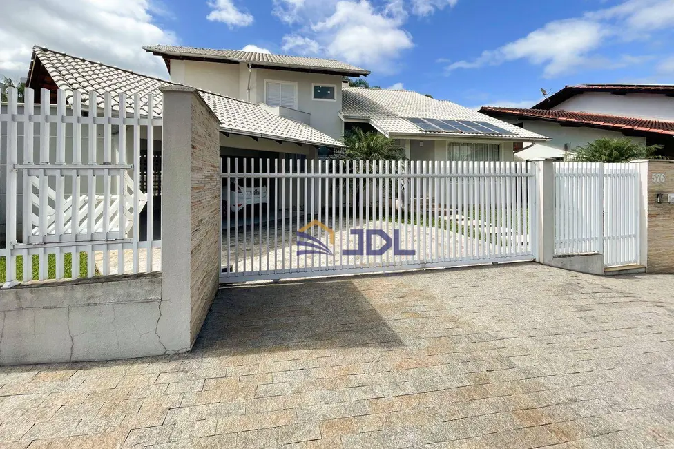 Casa com 3 quartos à venda, 592m2 em Escola Agrícola, Blumenau - SC - imagem 4 Foto 4 de Casa com 3 quartos à venda, 592m2 em Escola Agrícola, Blumenau - SC