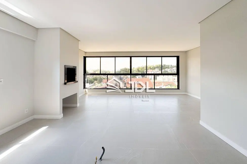 Apartamento com 3 quartos à venda, 173m2 em Velha, Blumenau - SC - imagem 4 Foto 4 de Apartamento com 3 quartos à venda, 173m2 em Velha, Blumenau - SC