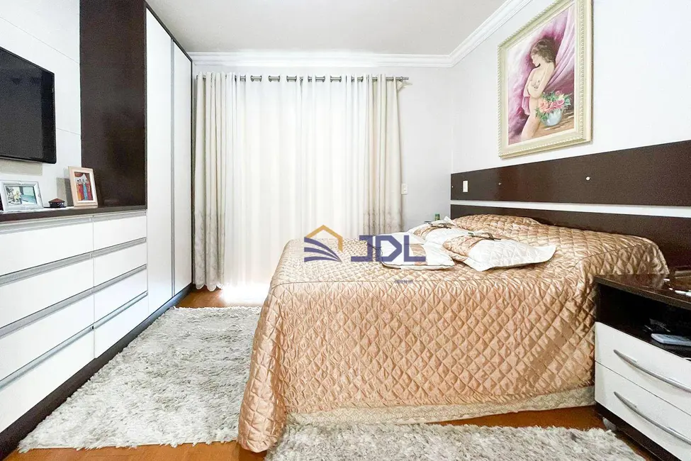 Casa de Condomínio com 3 quartos à venda, 356m2 em Itoupava Central, Blumenau - SC - imagem 4 Foto 4 de Casa de Condomínio com 3 quartos à venda, 356m2 em Itoupava Central, Blumenau - SC
