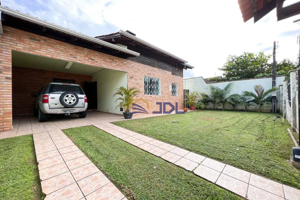 Foto 1 de Casa com 3 quartos à venda, 300m2 em Velha, Blumenau - SC